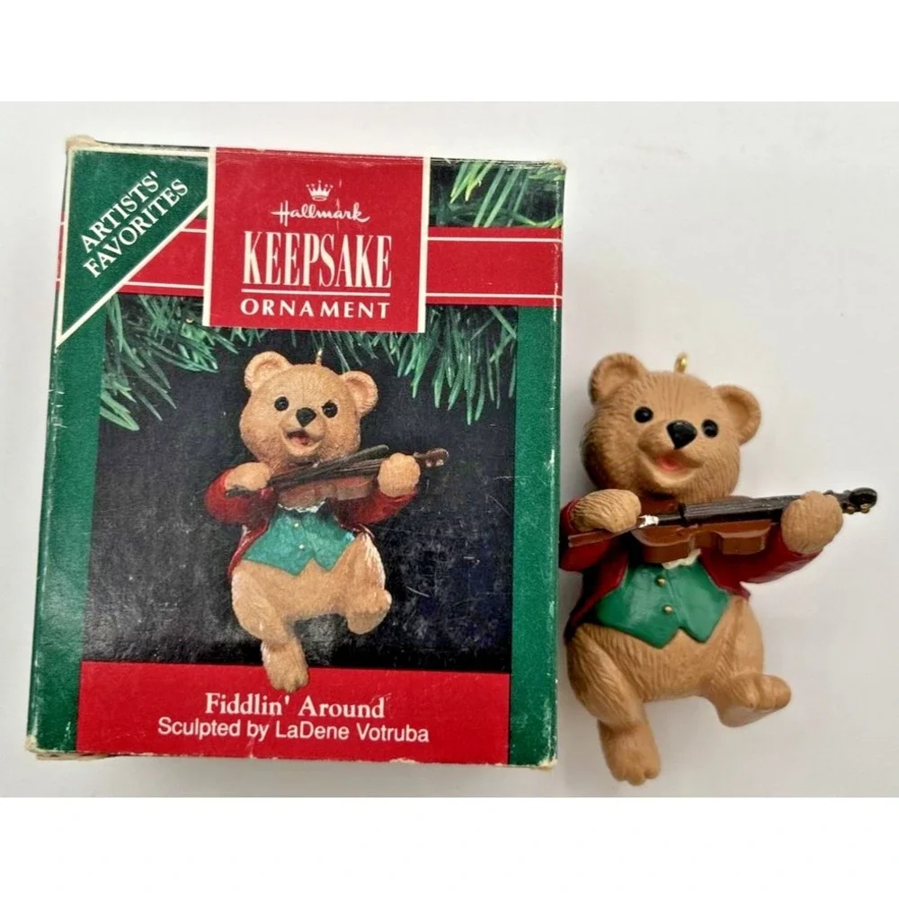 Hallmark Keepsake Ornament Fiddlin' Around 1991 U47